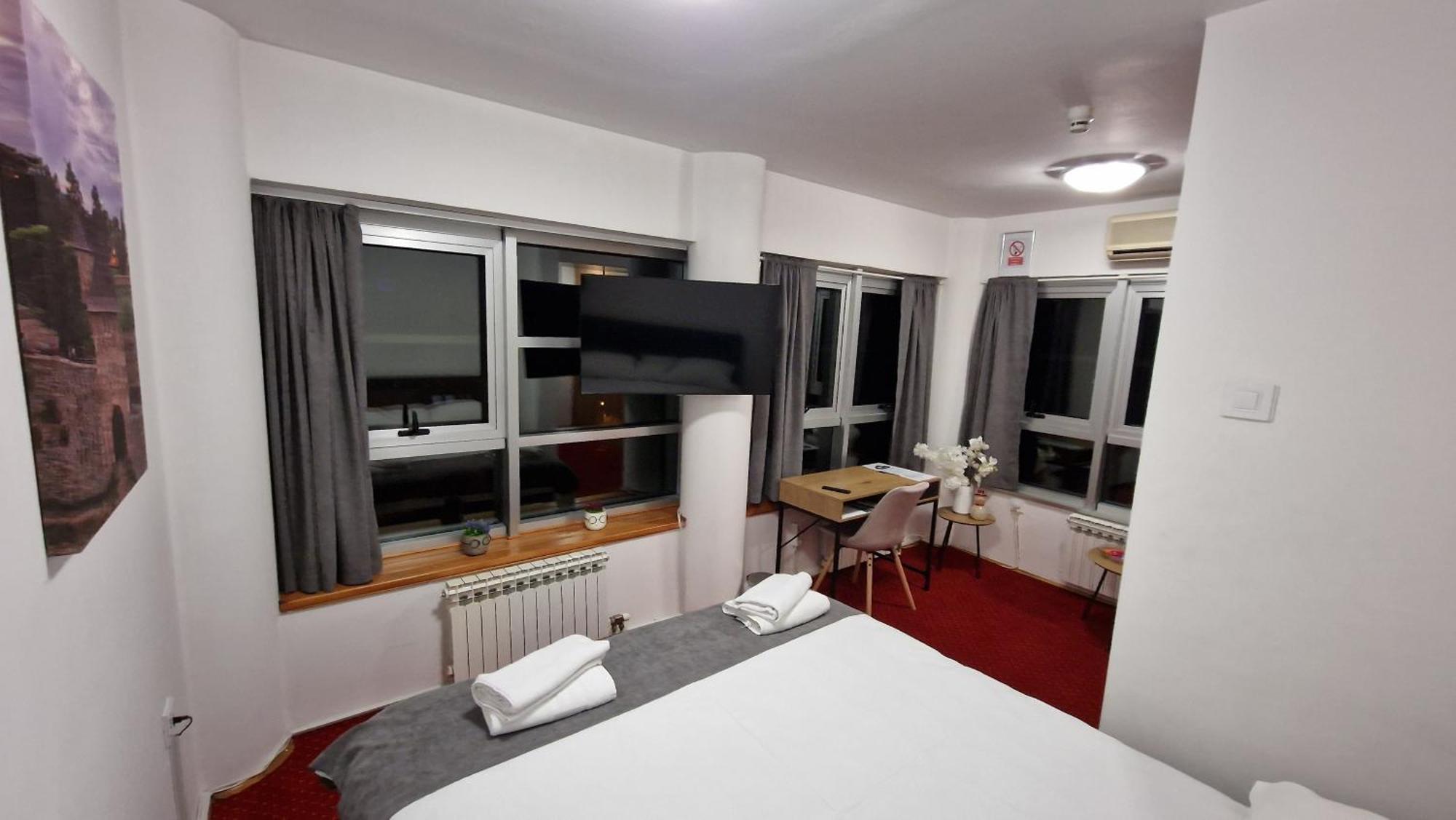 Olimpus Apartmani Bd Banjaluka Banja Luka Phòng bức ảnh