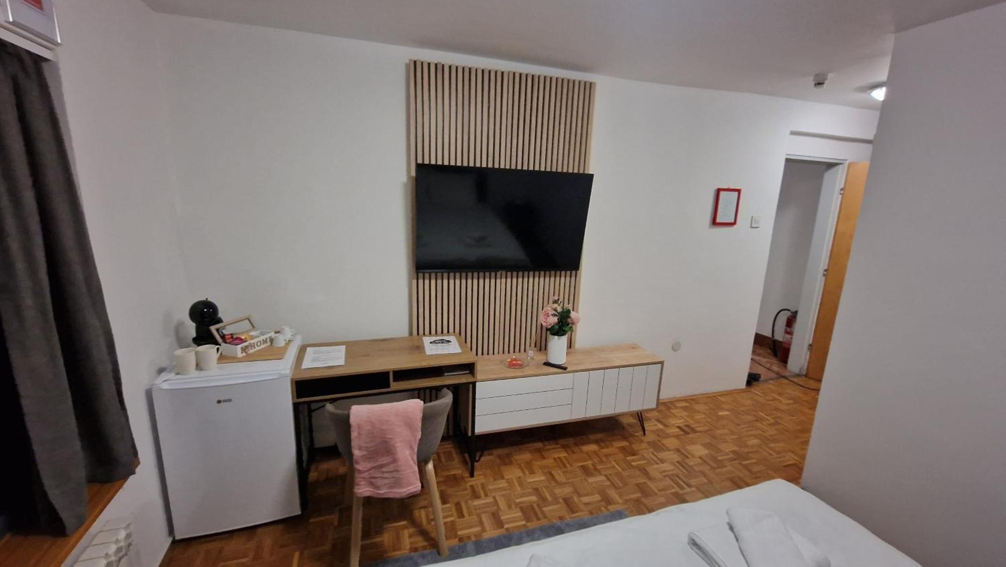 Olimpus Apartmani Bd Banjaluka Banja Luka Phòng bức ảnh
