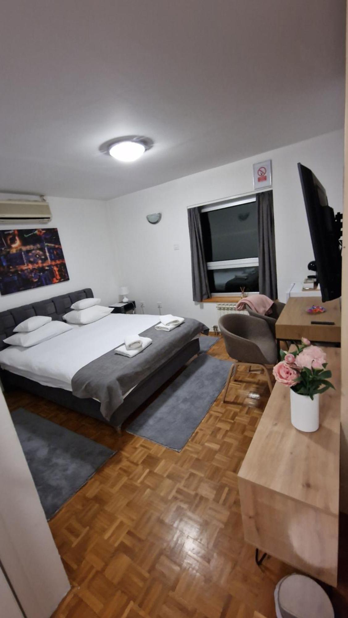 Olimpus Apartmani Bd Banjaluka Banja Luka Phòng bức ảnh